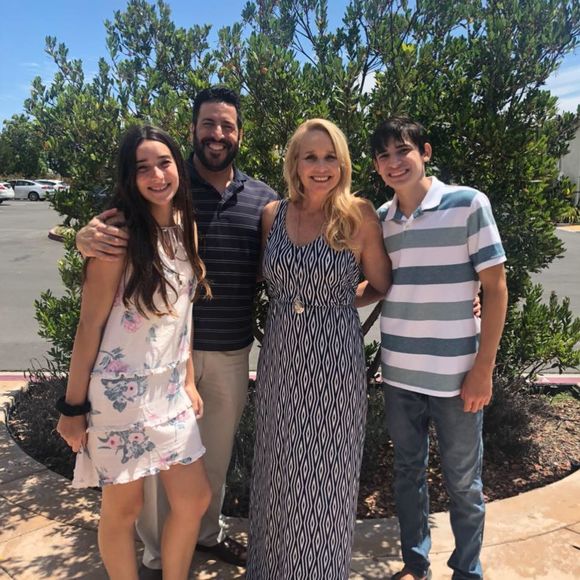 Meet your Posher, Robin - Picture 1 of 1